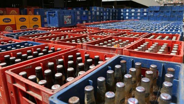 La industria cervecera atraviesa por su trago más amargo