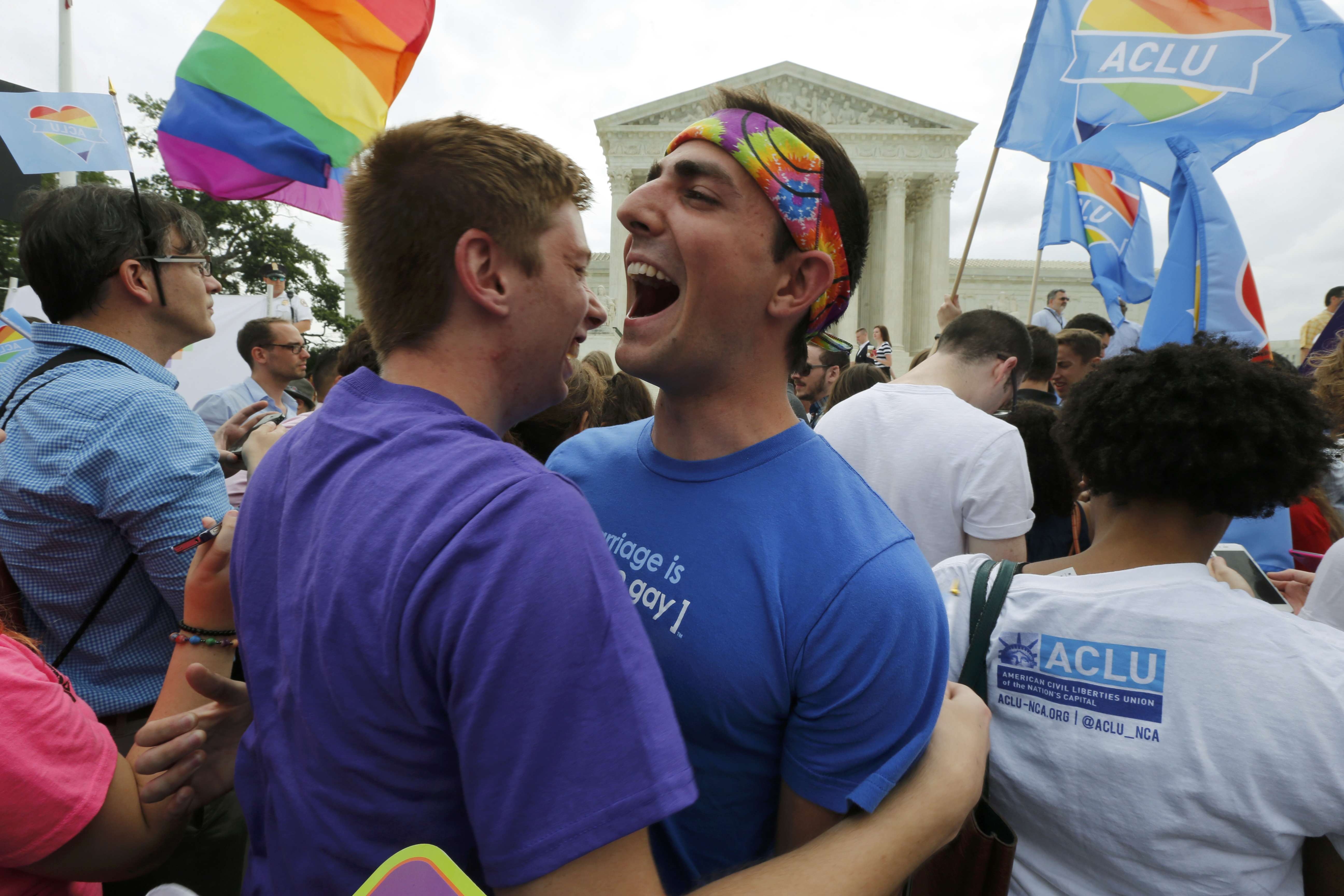 Obama celebra decisión a favor del matrimonio gay