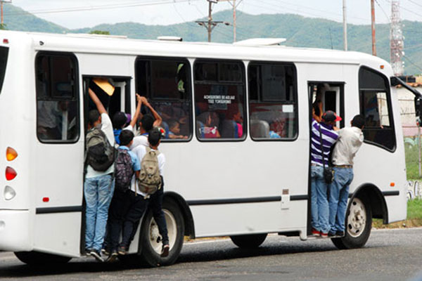 En Carabobo, transporte público se paralizará si persiste falta de repuestos