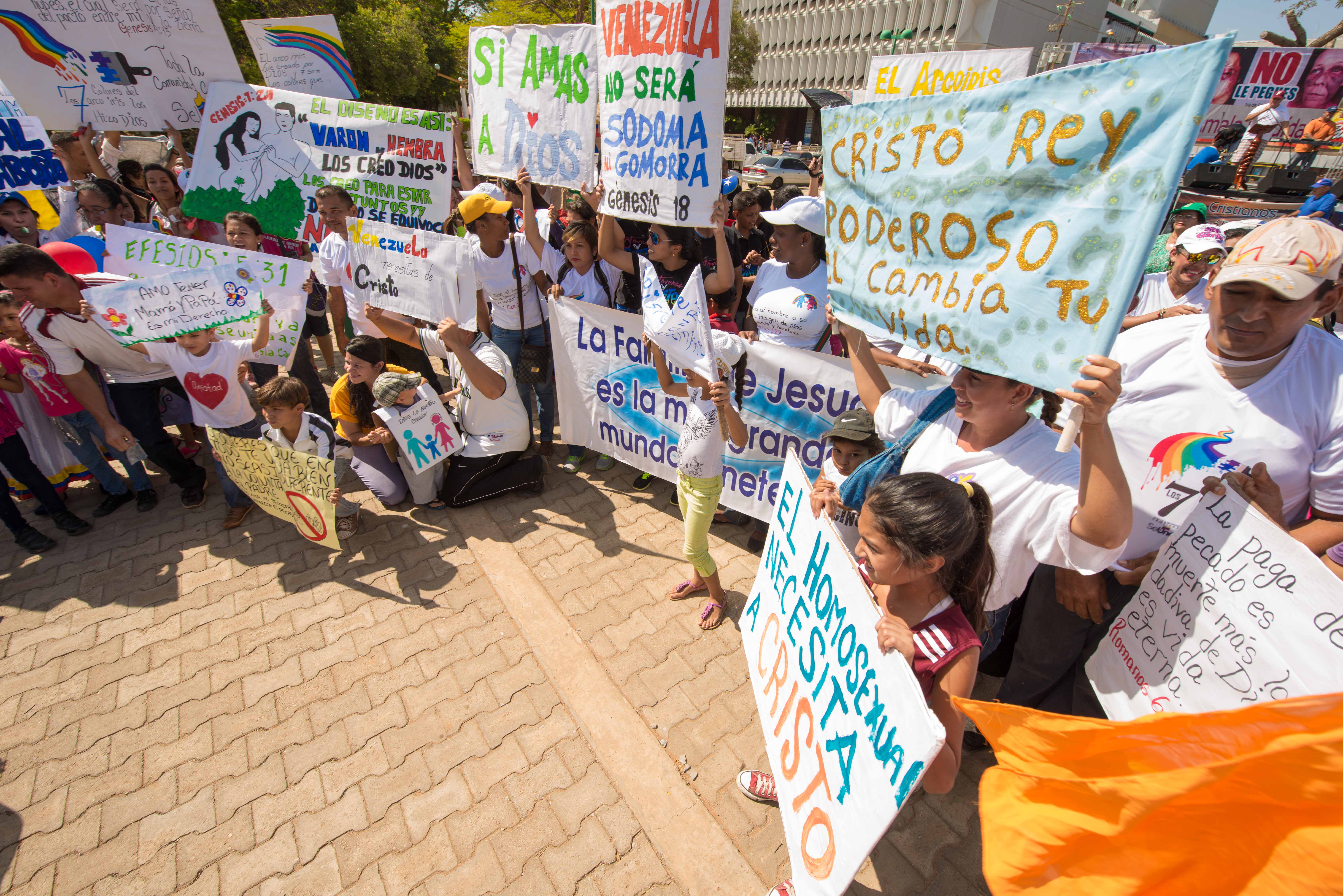 Iglesia cristiana se pronuncia en contra del matrimonio igualitario