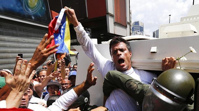 Leopoldo López: Si pretenden desconocer la voluntad de un pueblo tendrán que arrebatárnosla