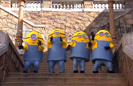 Minions furiosos provocan destrozos en Brasil (Video)