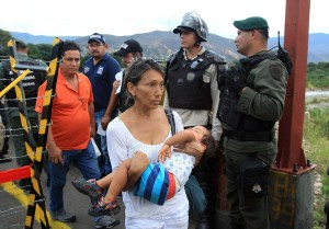 Unasur está dispuesta a ayudar en crisis fronteriza de Colombia y Venezuela