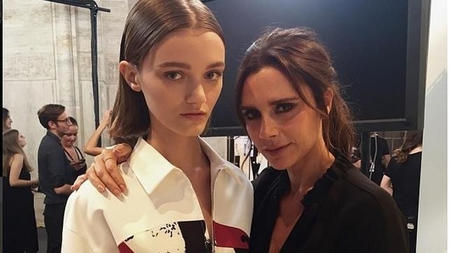 Critican a Victoria Beckham por trabajar con modelos esqueléticas (Fotos)