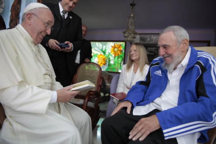 Granma publica nuevas fotos de la visita de Francisco a Fidel (fotos + video)