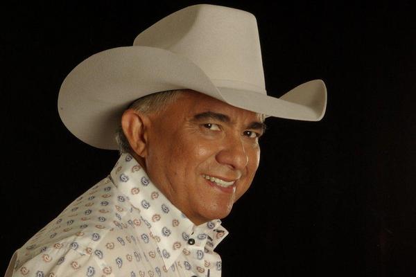 Reinaldo Armas asistirá a los Grammy 2015 por nominación del Rucio Moro