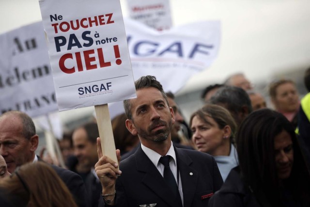   AFP PHOTO / KENZO TRIBOUILLARD