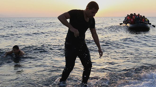 ¡Otro niño de la playa! Hallan cuerpo de bebé ahogado en isla griega de Kos