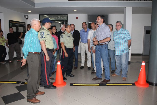 Puntos Cero para PoliChacao