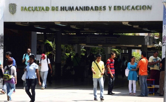 estudiantes_de_luz401.jpg_1813825294.jpg_1813825294