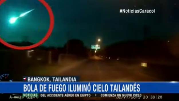 ¡Impresionante! Un meteorito causó alarma entre los tailandeses (Video)