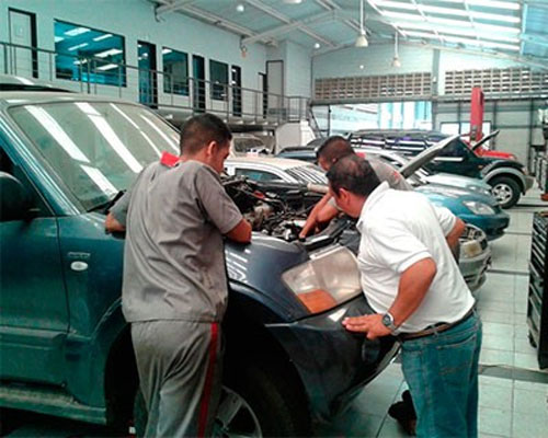 En Nueva Esparta, más de tres mil empleos en riesgo por recesión en sector automotriz