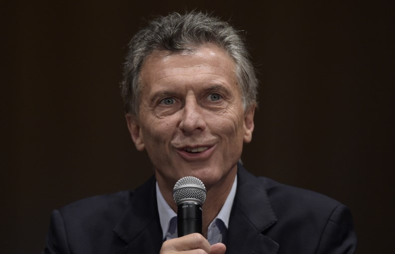 Macri anticipa que habrá un tipo de cambio único para el dólar