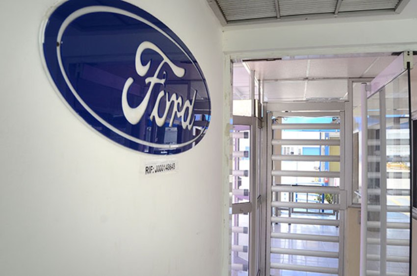 Producción en Ford sigue paralizada