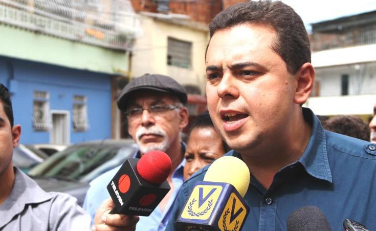 Antonio Ecarri: Engaño con mega mercales pretenden generar caos