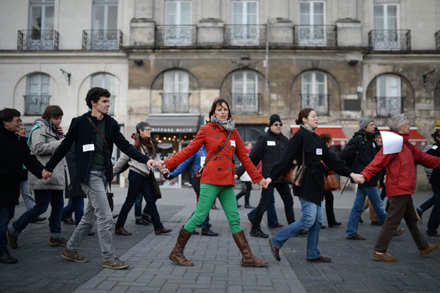 paris-cadenahumana