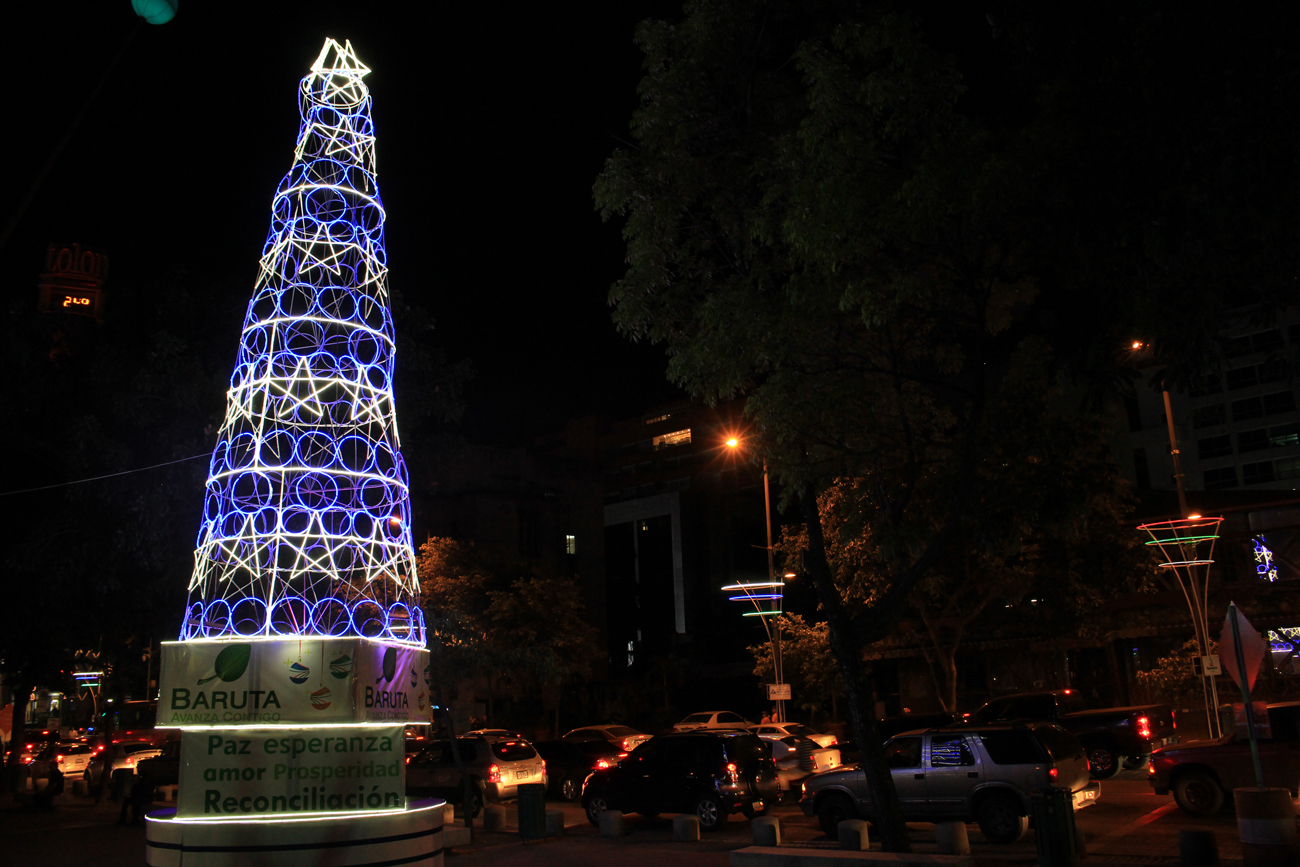 Gerardo Blyde encendió la navidad en Baruta (Fotos)