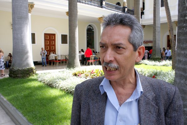 Diputado Vera: Esta derrota nos obliga a revisar nuestras políticas