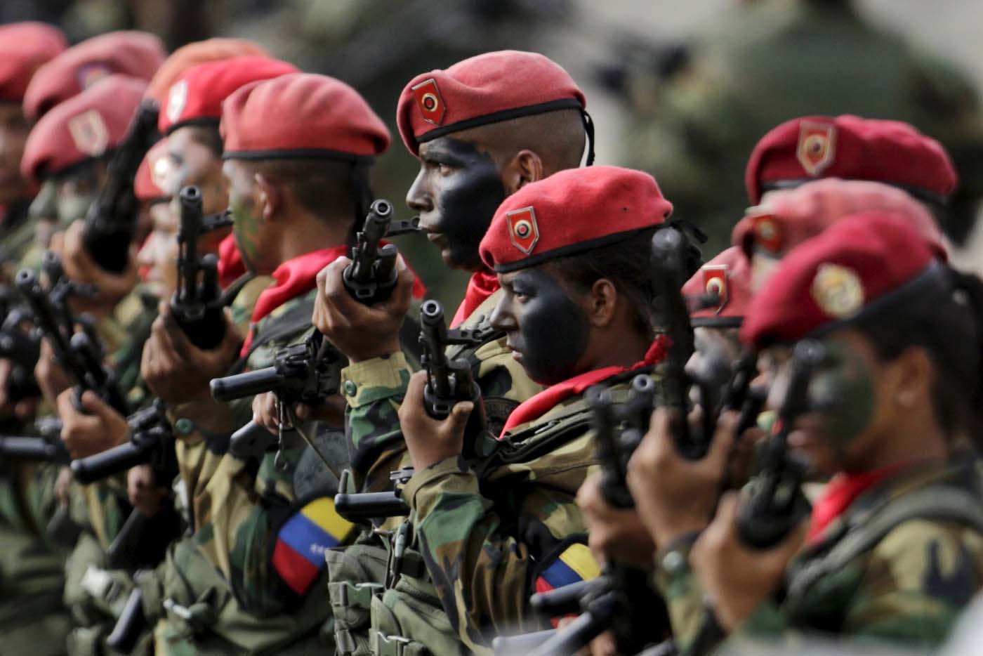 El régimen de Maduro expulsa y degrada militares, pero no detiene la conspiración en la Fuerza Armada de Venezuela