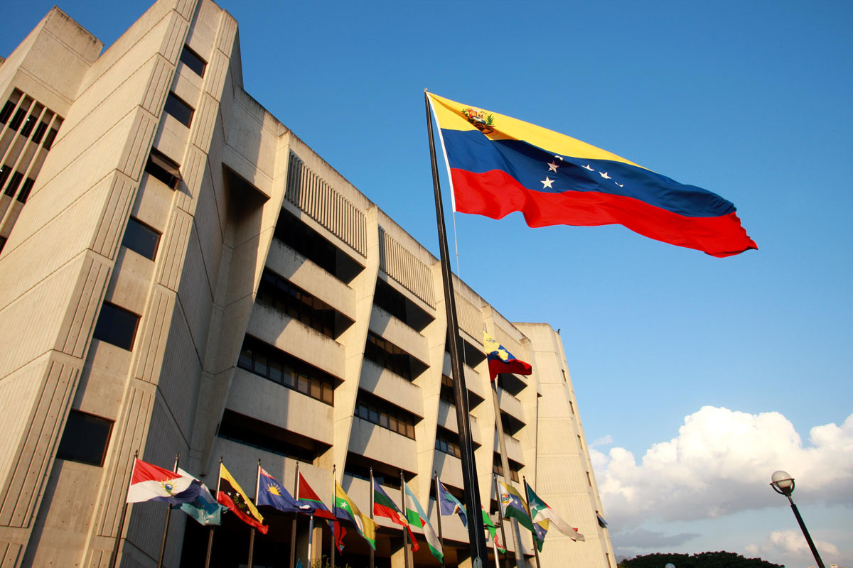 Chavismo realizarán en tiempo récord nombramientos y juramentación de magistrados