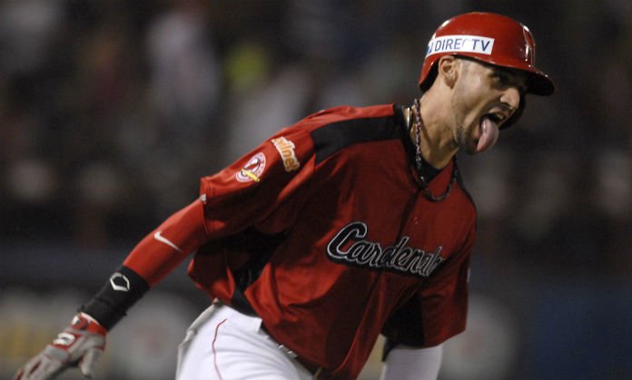 Cardenales mostró su mejor virtud para apalear a Caribes