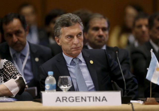 El presidente de Argentina, Mauricio Macri, pidió el lunes ante sus colegas del bloque sudamericano Mercosur que Venezuela libere pronto a los que consideró presos políticos, un reclamo que desató denuncias de injerencia del país caribeño. REUTERS/Jorge Adorno