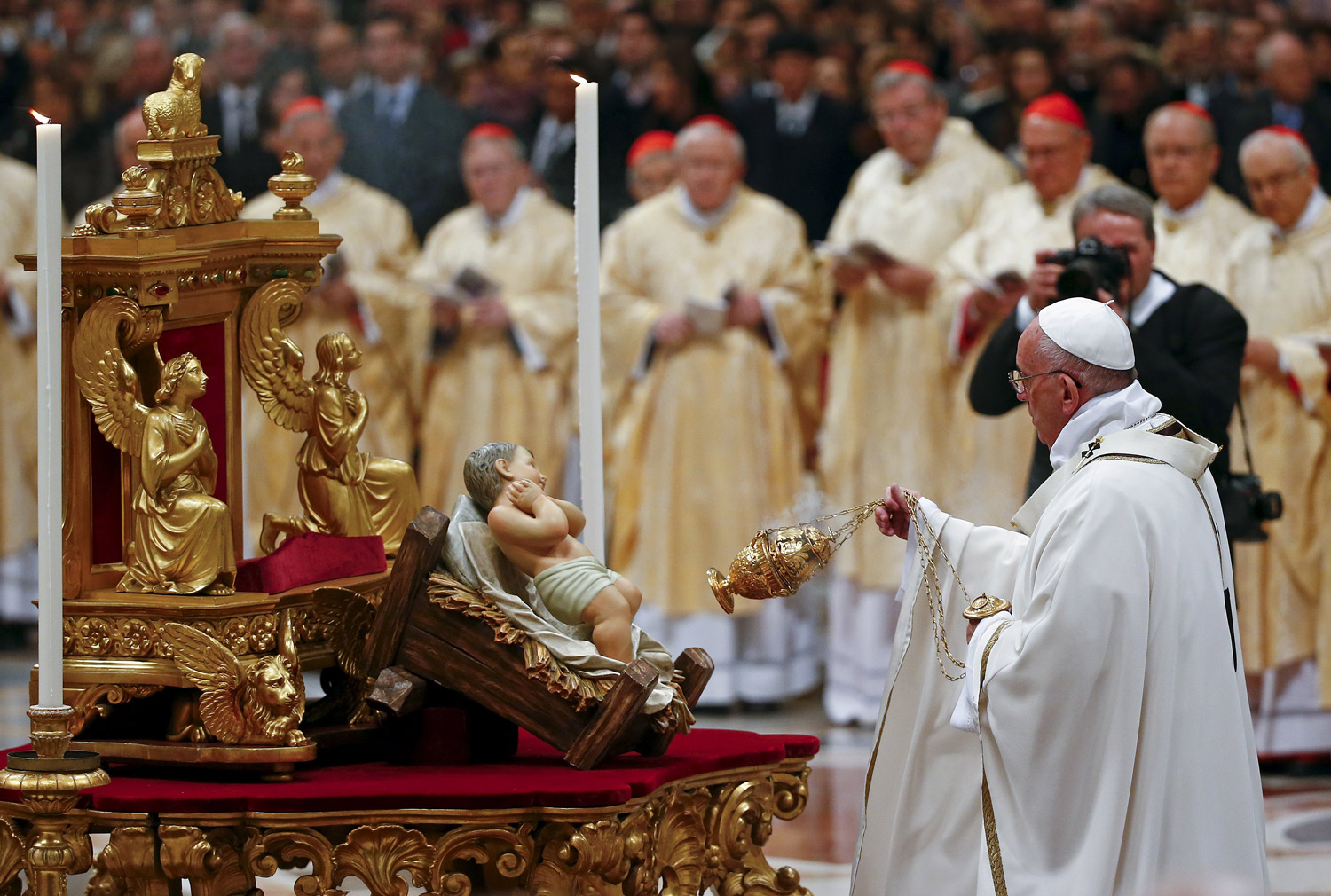 Papa Francisco exhorta a resolver el caso de cubanos varados