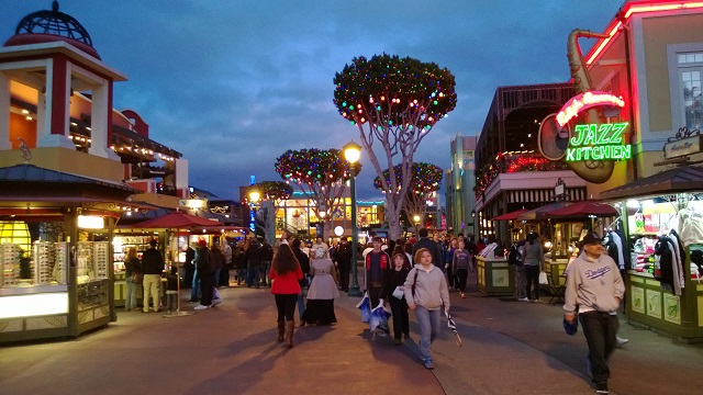 DOWNTOWN_DISNEY