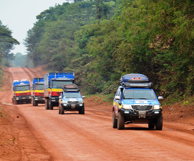 Equipo venezolano Team Azimut llegó a Buenos Aires para participar en el Dakar