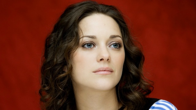 La actriz francesa Marion Cotillard da a luz a su segundo hijo