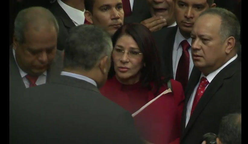 Diosdado Cabello y Cilia Flores llegaron al hemiciclo de la AN