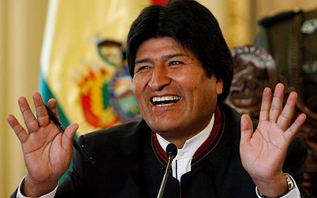 Evo Morales expresa admiración a Cuba por negar entrada a Almagro, Calderón y Aylwin
