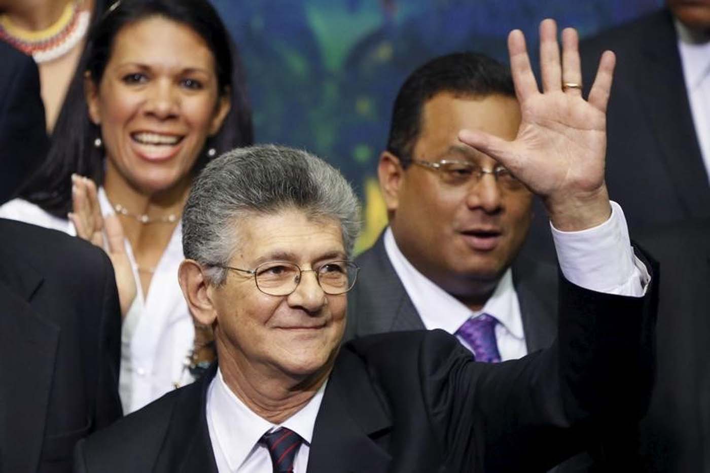 Vea la imagen “más especial” de Ramos Allup (Foto)