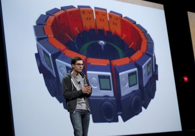 Clay Bavor, vicepresidente de gestión de productos de Google, habla durante una conferencia de desarrolladores realizada en San Francisco, California. Reuters