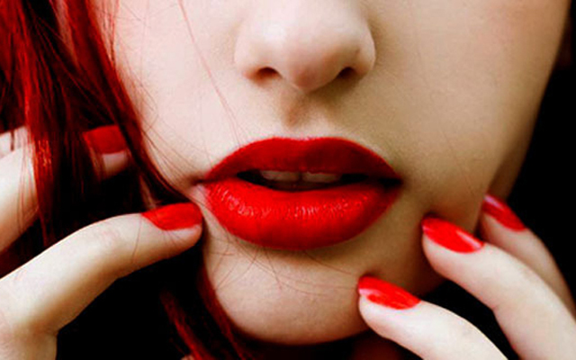 ¡La ciencia lo confirma! Las mujeres deberían usar labial rojo siempre