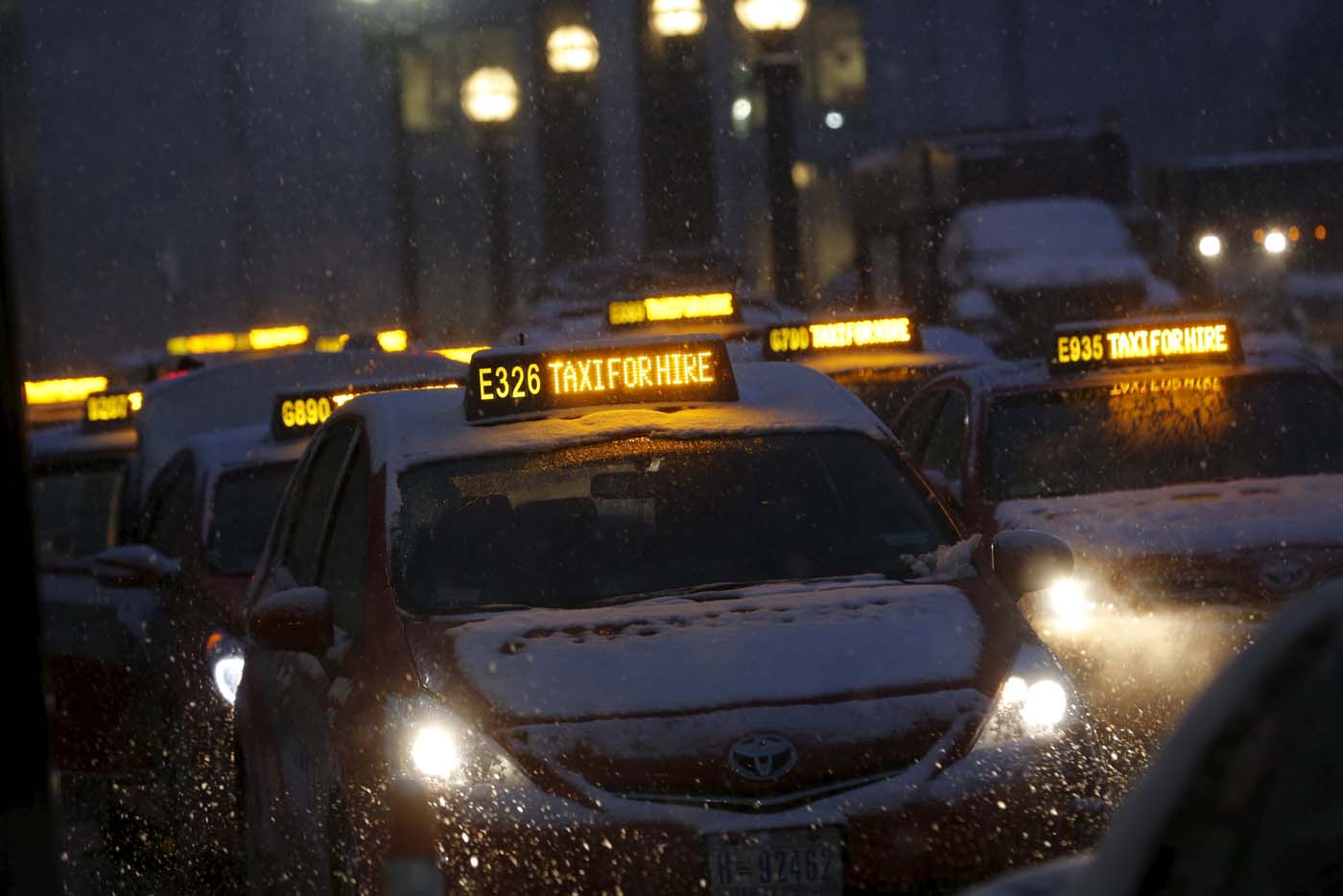 Al menos nueve muertos en accidentes de tránsito ha dejado la tormenta de nieve en EEUU