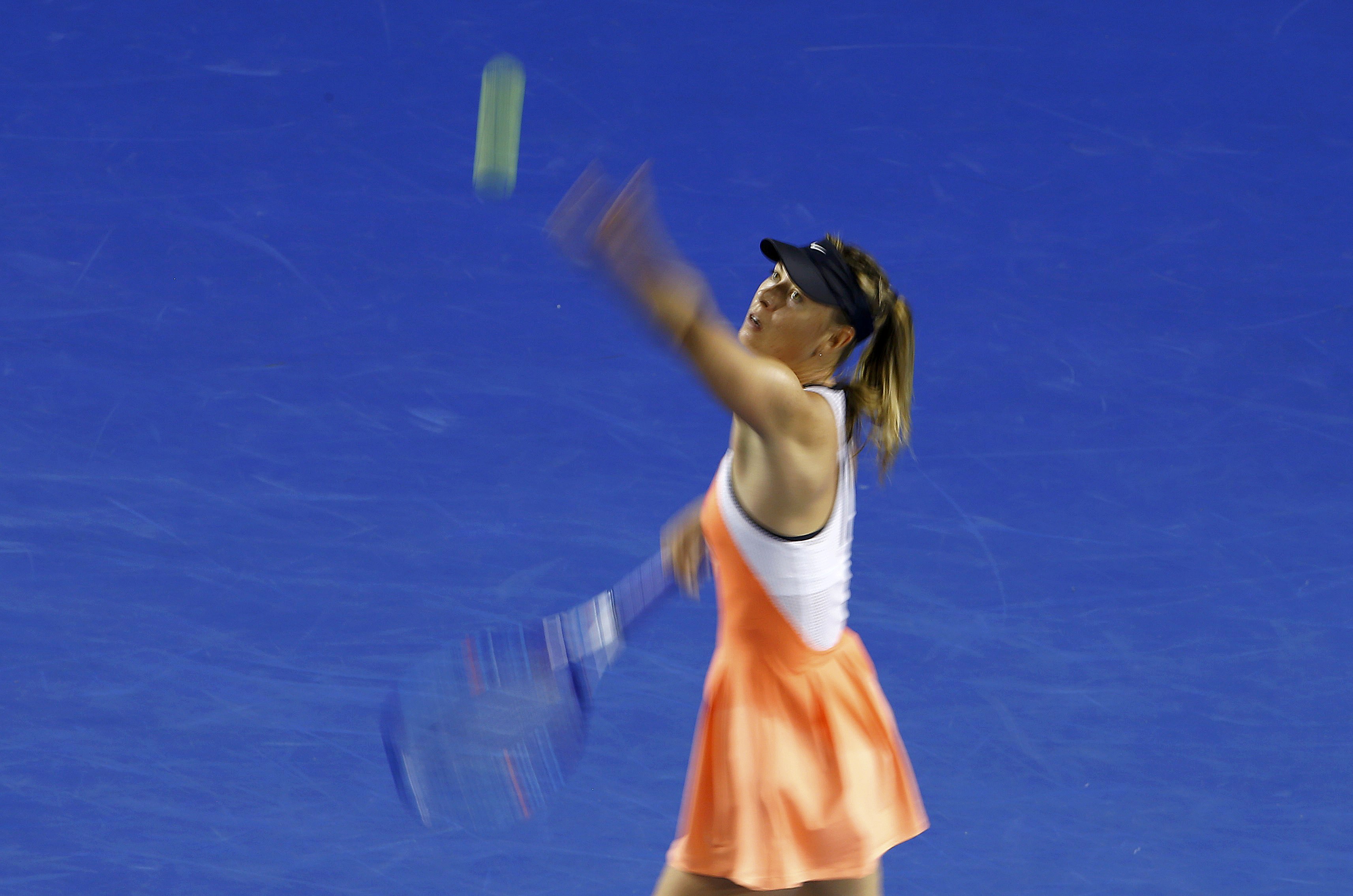 Sharapova alcanza los cuartos de final tras deshacerse de la suiza Bencic