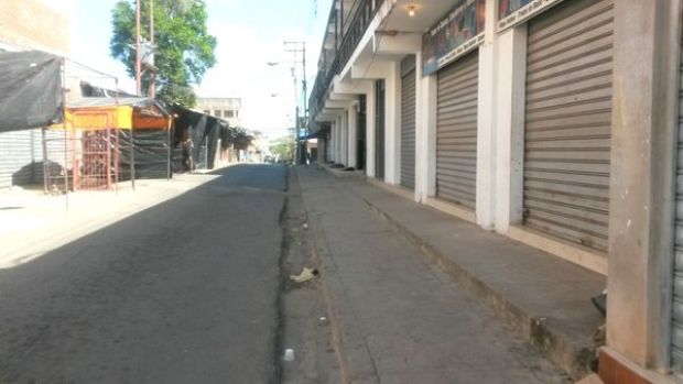 El pueblo permaneció desolado este jueves