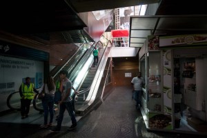 Medida de autogeneración eléctrica en centros comerciales podría extenderse