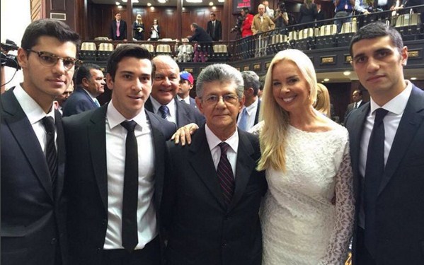 La “Retro foto” de Ramos Allup y sus hijos que tienes que ver (Fotos)