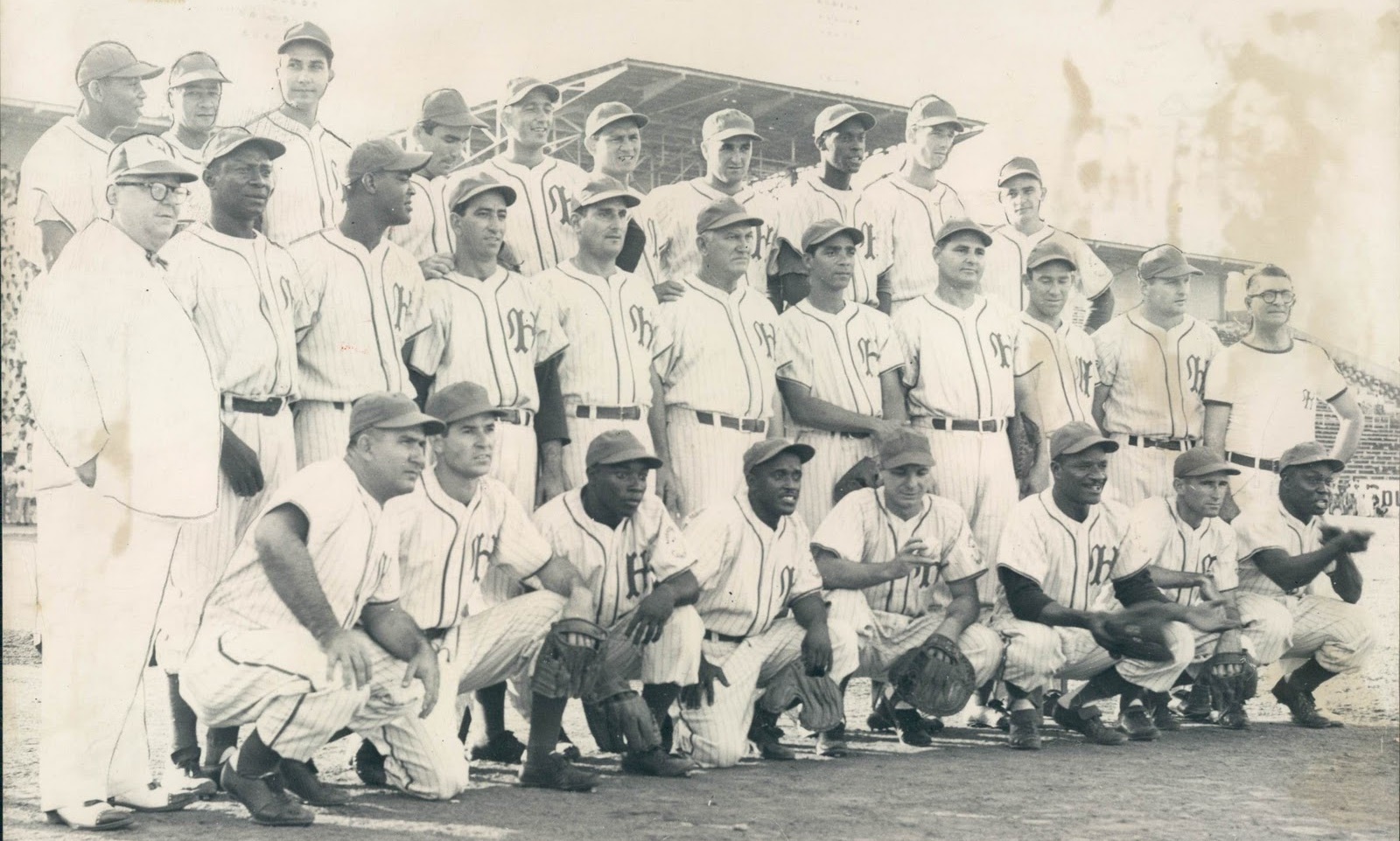 Recordando la hazaña de Thomas Fine en la Serie del Caribe de 1952