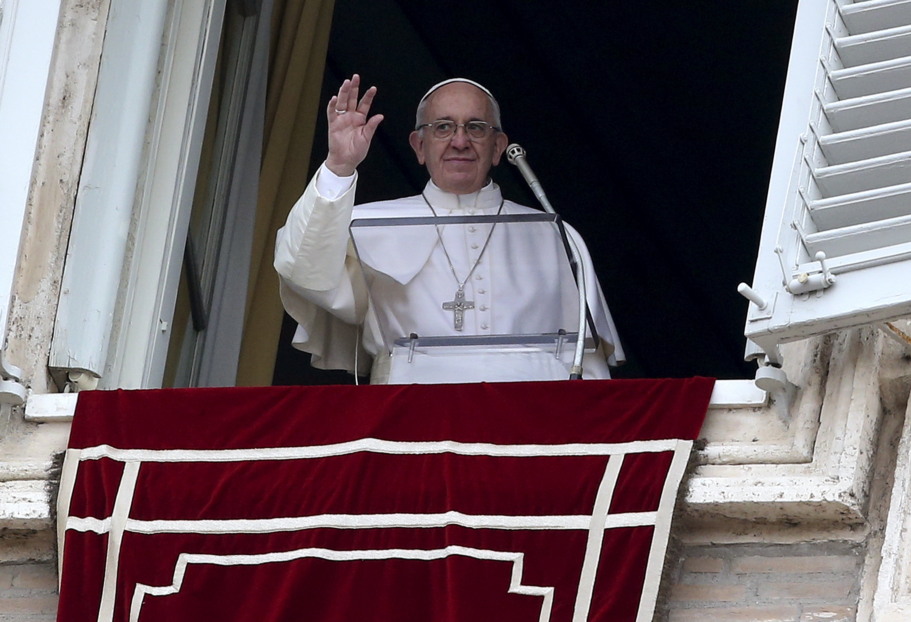 El Papa pide que se detengan quienes siembran terror tras atentado en Lahore