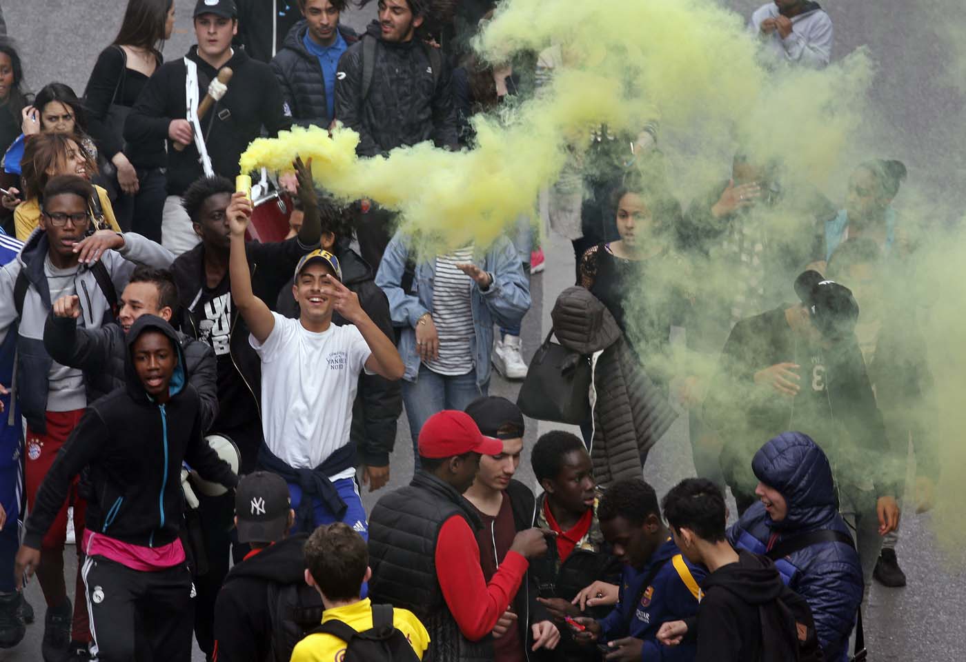 Protestas en París contra la reforma laboral: Más de una decena de detenidos (Fotos)