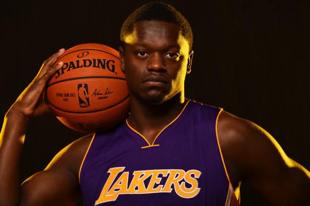 Multan a Randle, de los Lakers, por gesto obsceno