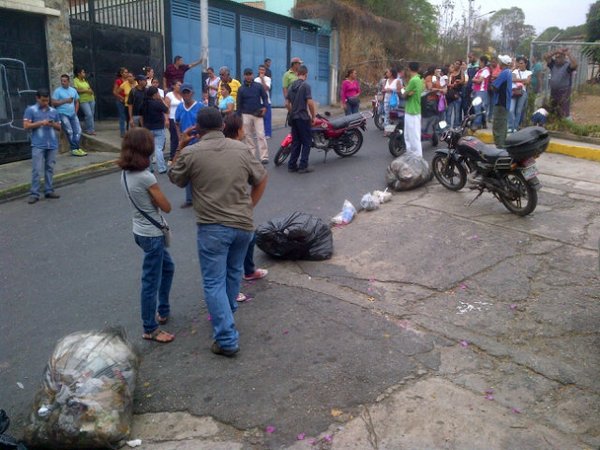 Protestan por inseguridad en Charallave