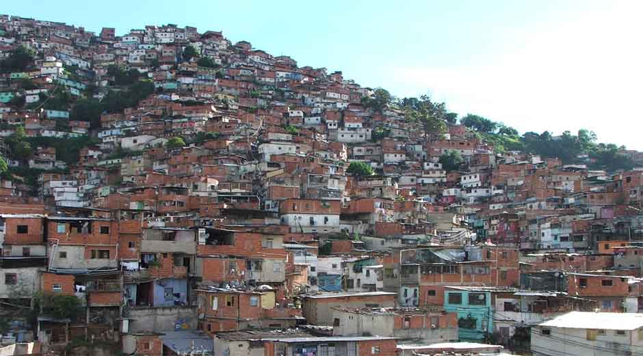 Hallan cadáver calcinado en el barrio Federico Quiroz