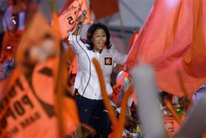 Perú decide este domingo si vuelven los Fujimori al poder