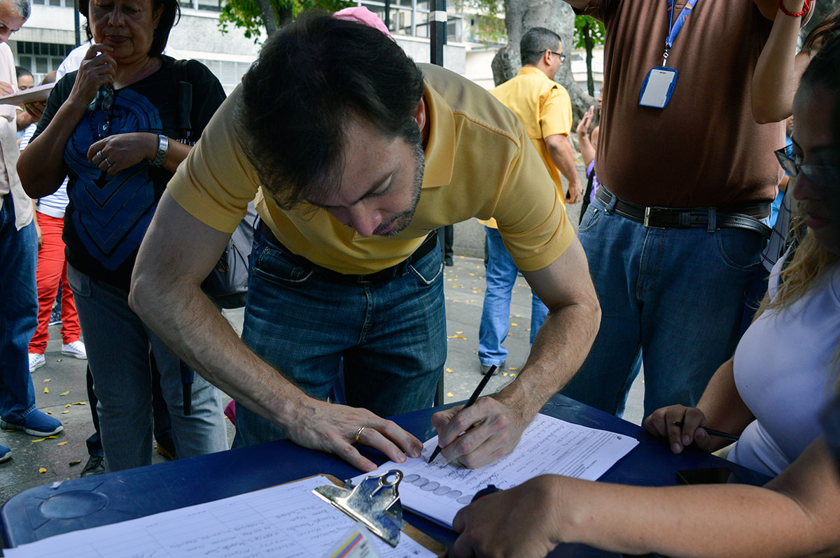 Muchacho: Superaremos con creces la cantidad de firmas que pidió el CNE