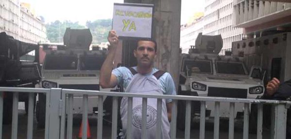 Defensor del Pueblo confirmó liberación del estudiante de Derecho Diego Hernández