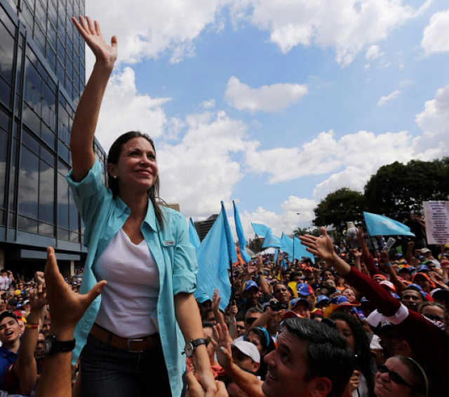 maria-corina-machado-marcha